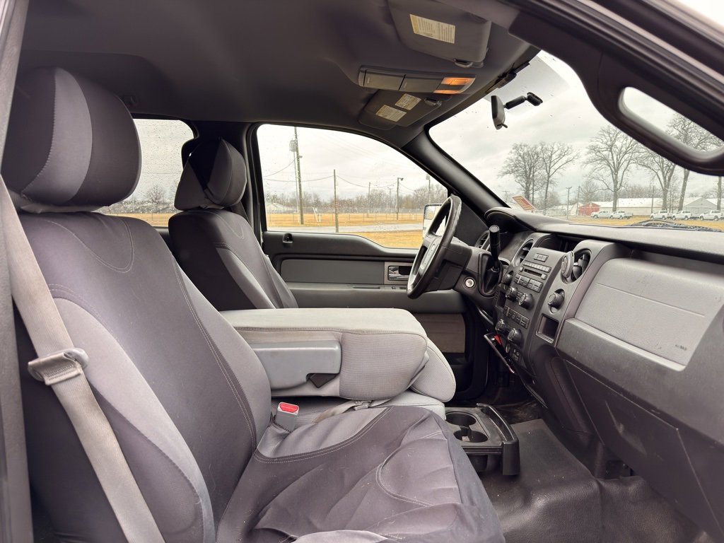Used 2011 Ford F150 XL w/ Communications Pkg image 46