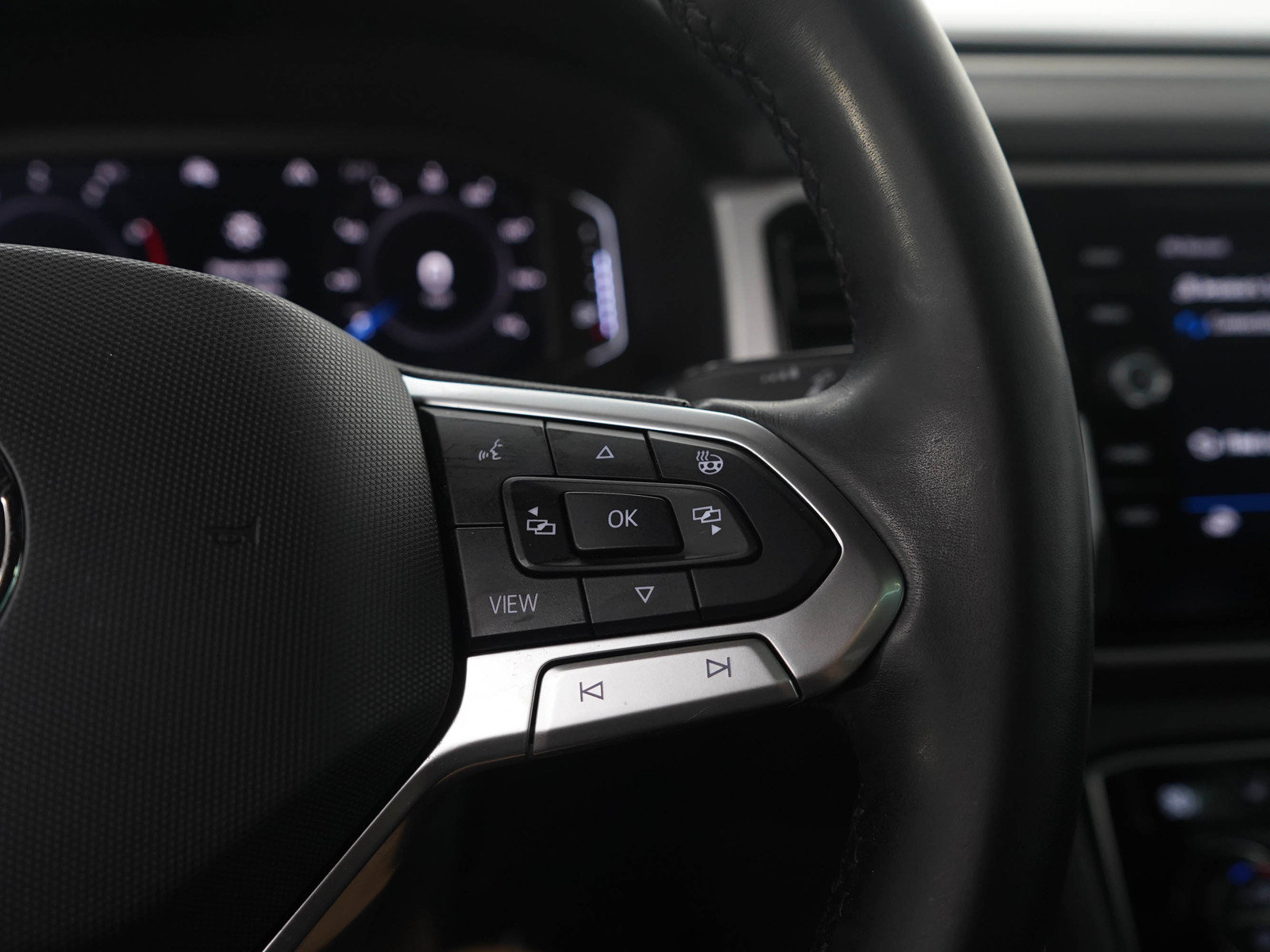 Used 2020 Volkswagen Atlas Cross Sport SEL AWD/4WD image 27