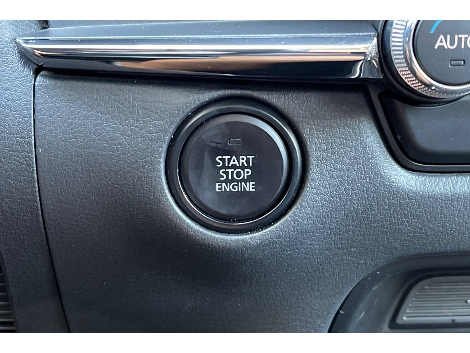 Certified 2023 MAZDA CX-30 AWD 2.5 S w/ Preferred Package image 34