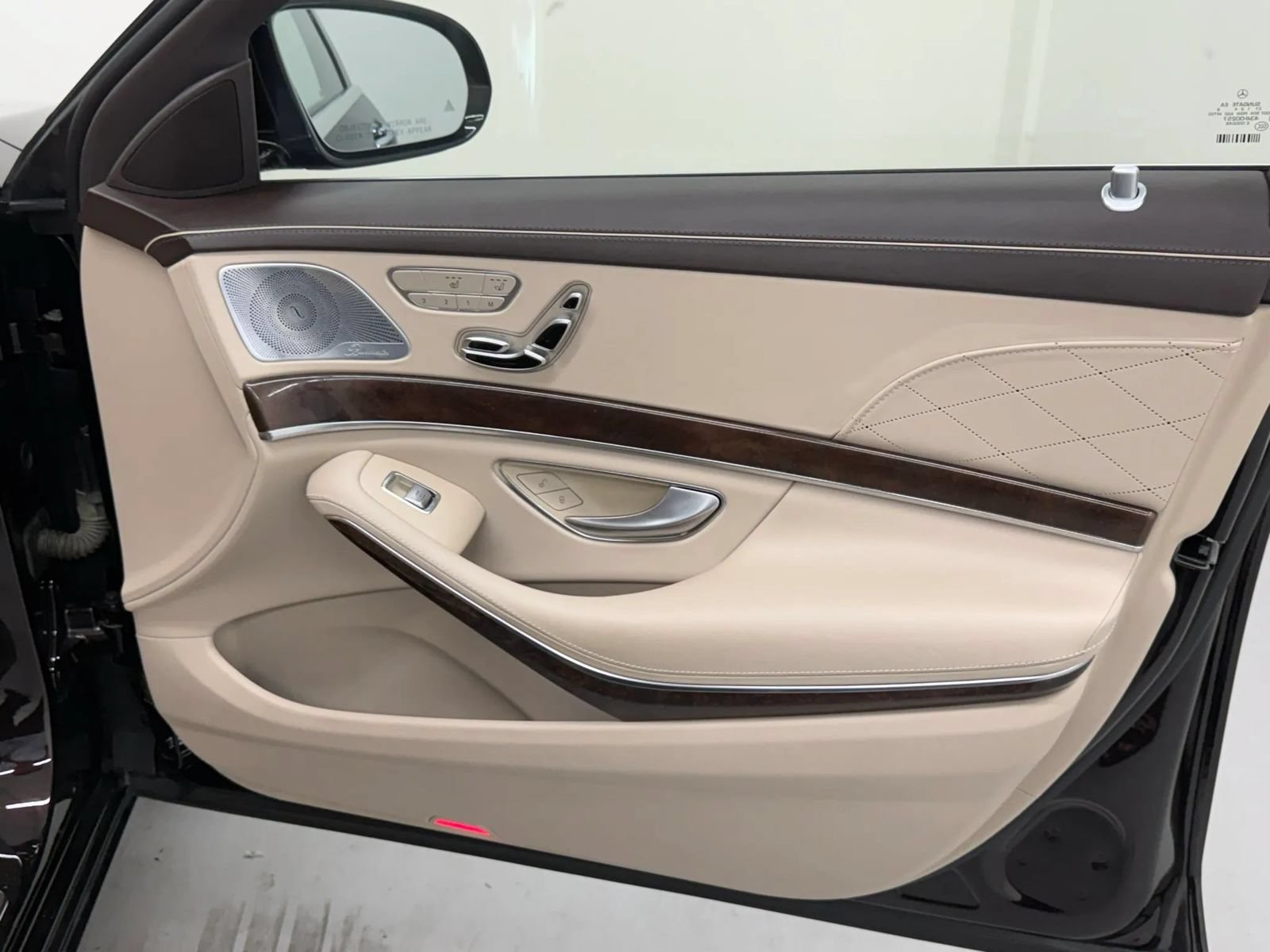 Used 2019 Mercedes-Benz S 560 4MATIC Sedan image 28