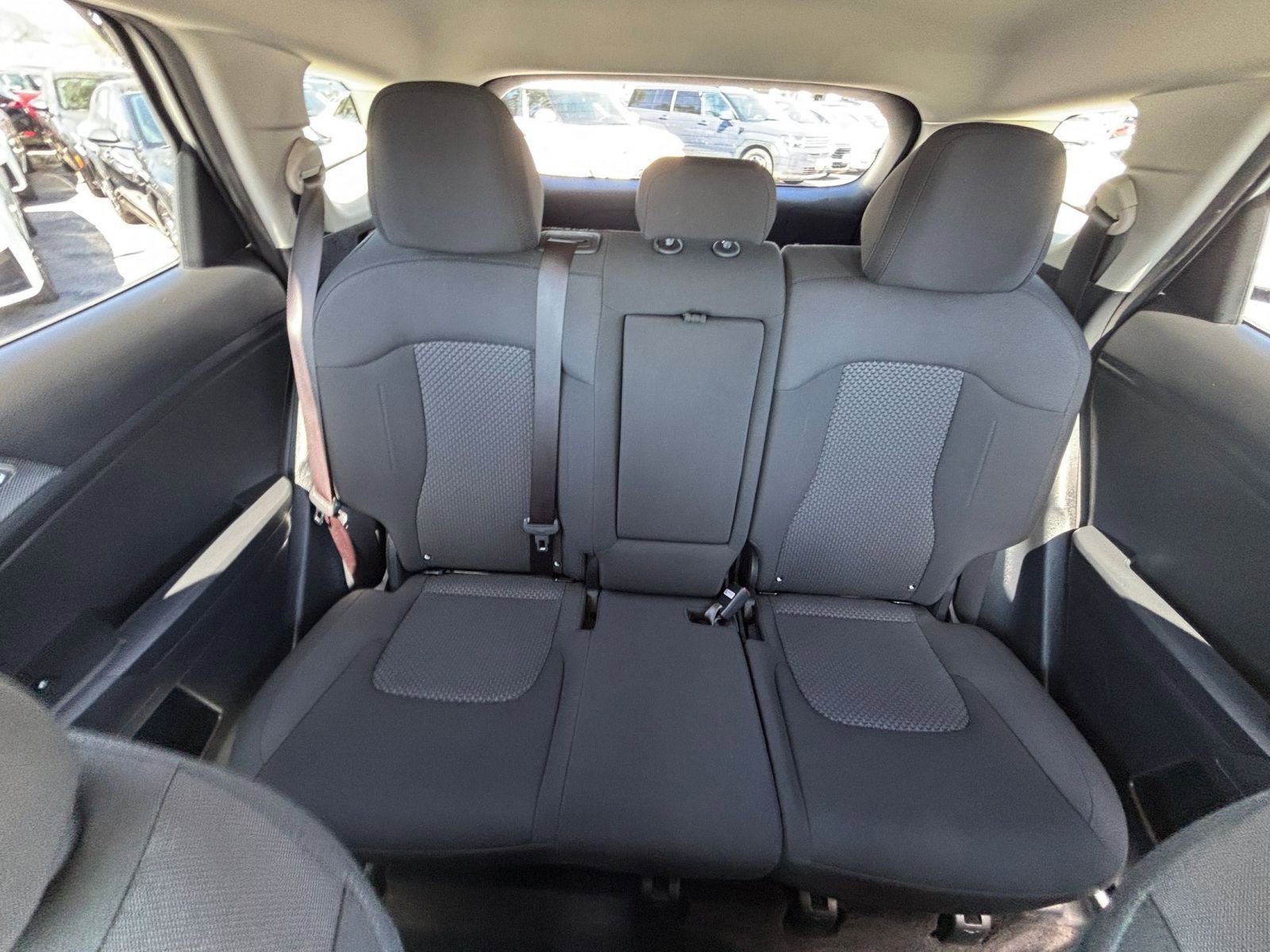 Used 2025 Kia Sportage LX FWD image 38