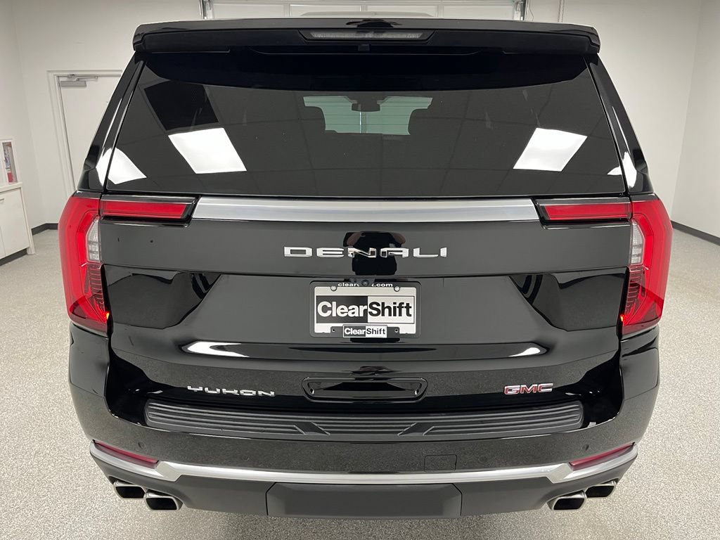 Used 2026 GMC Yukon XL Denali w/ Sun & Power Step Package AWD/4WD image 9