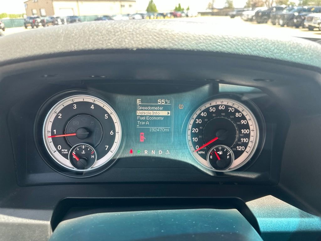 Used 2014 RAM 1500 Classic SLT w/ Remote Start & Security Group AWD/4WD image 2