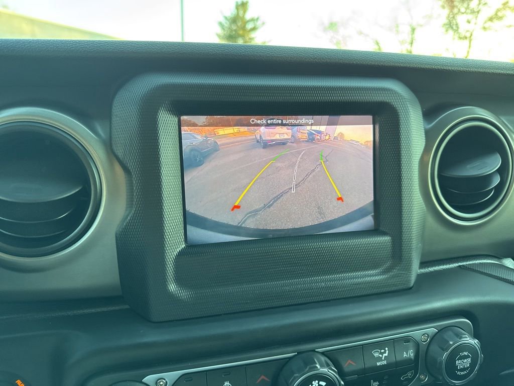 Used 2020 Jeep Wrangler Sport AWD/4WD image 30