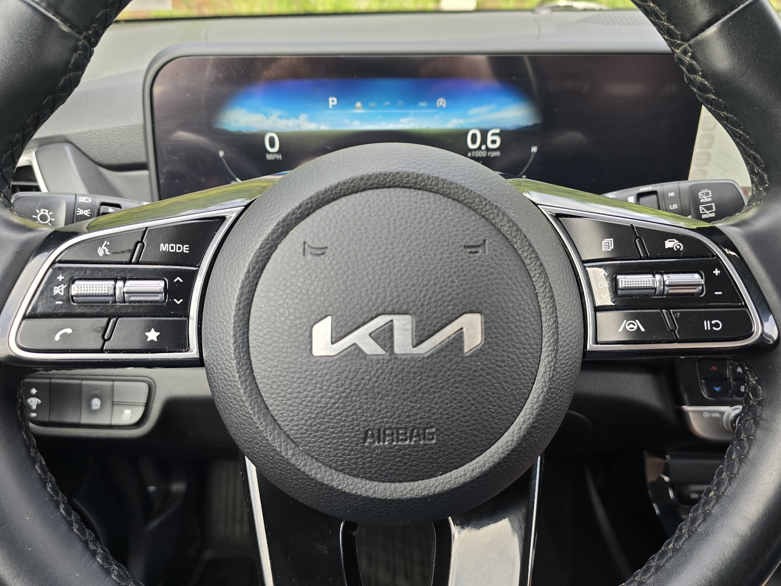 Used 2024 Kia Seltos EX FWD image 23