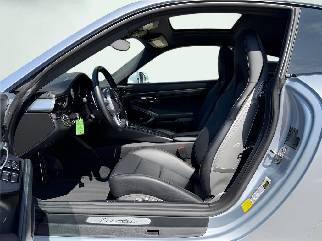 Used 2014 Porsche 911 Turbo image 20