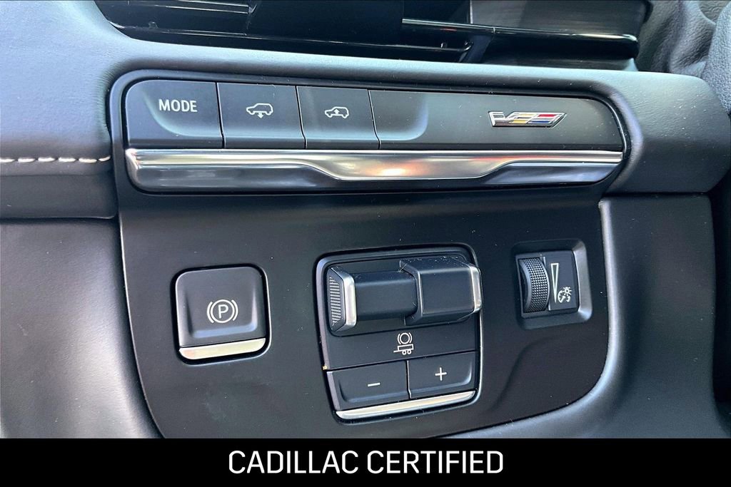 Certified 2023 Cadillac Escalade V w/ LPO, ONYX Package AWD/4WD image 34