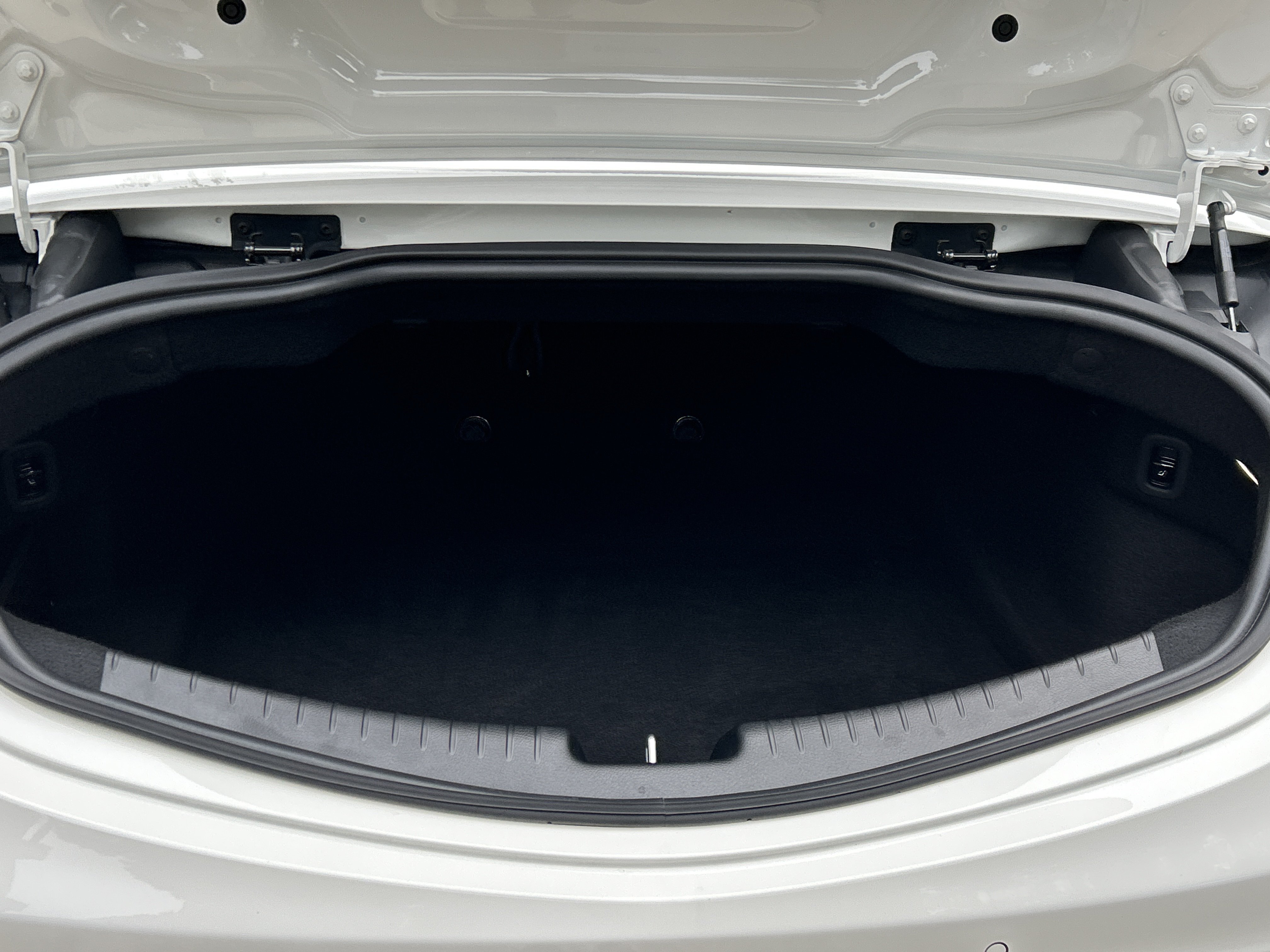 Certified 2025 Mercedes-Benz CLE 300 4MATIC Cabriolet image 17