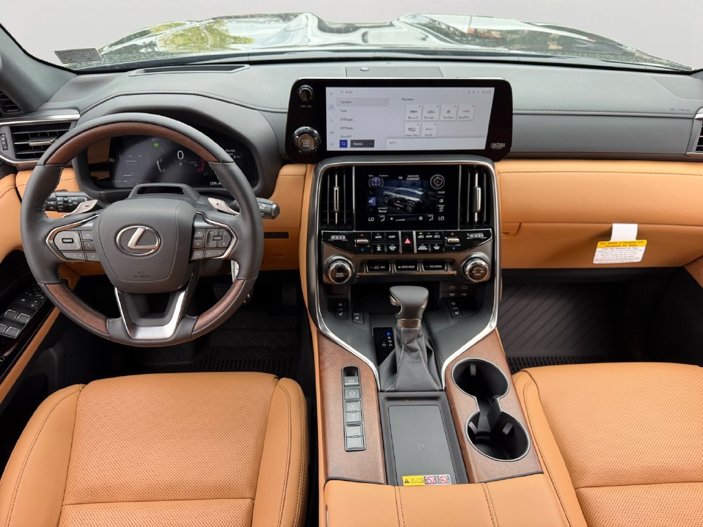 New 2026 Lexus LX 600 4WD w/ Luxury Package image 12