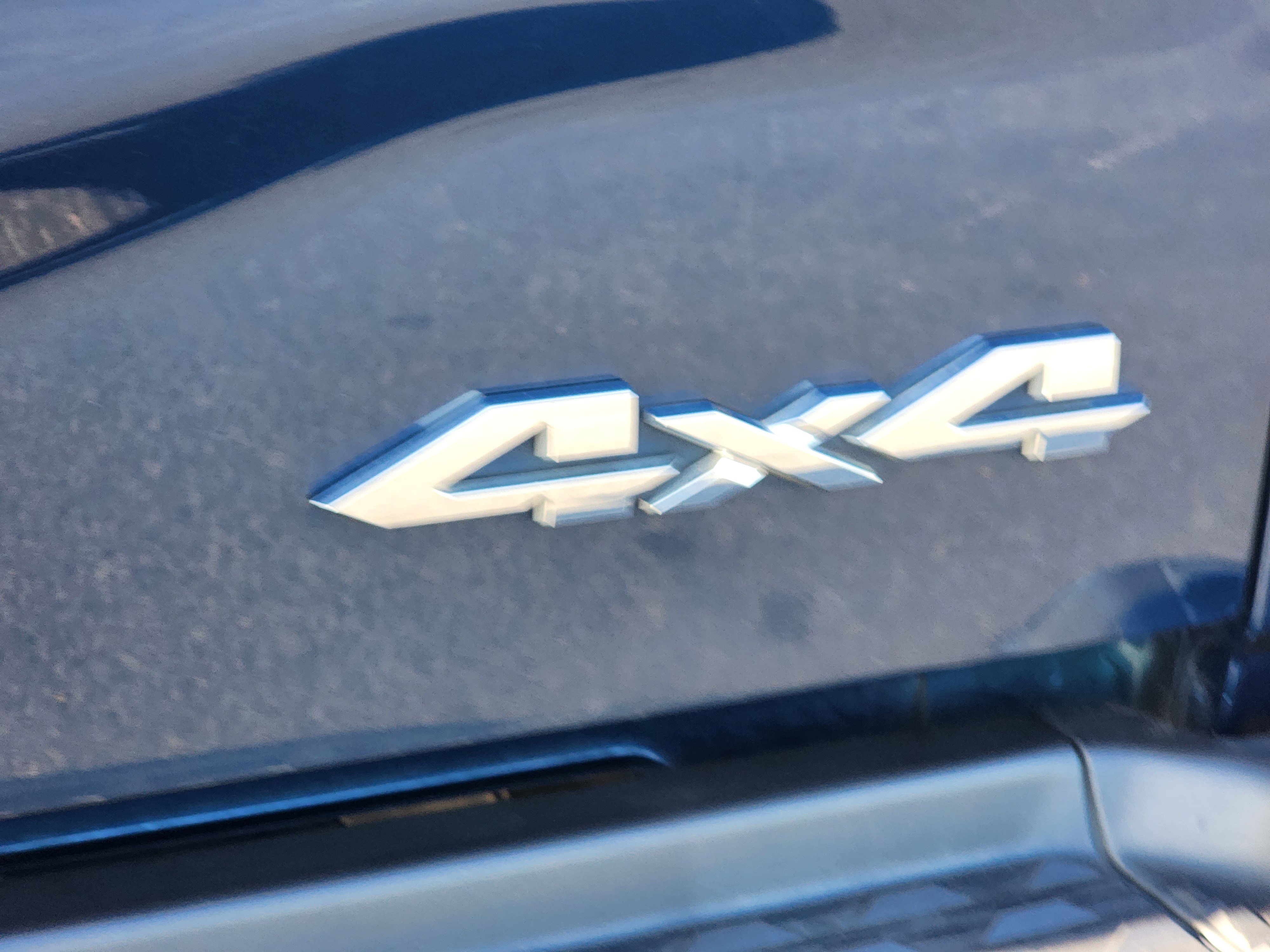 Used 2022 RAM 2500 Laramie w/ Body Color Bumper Group image 14