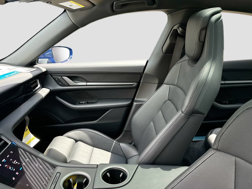 New 2026 Porsche Taycan 4S AWD/4WD image 26