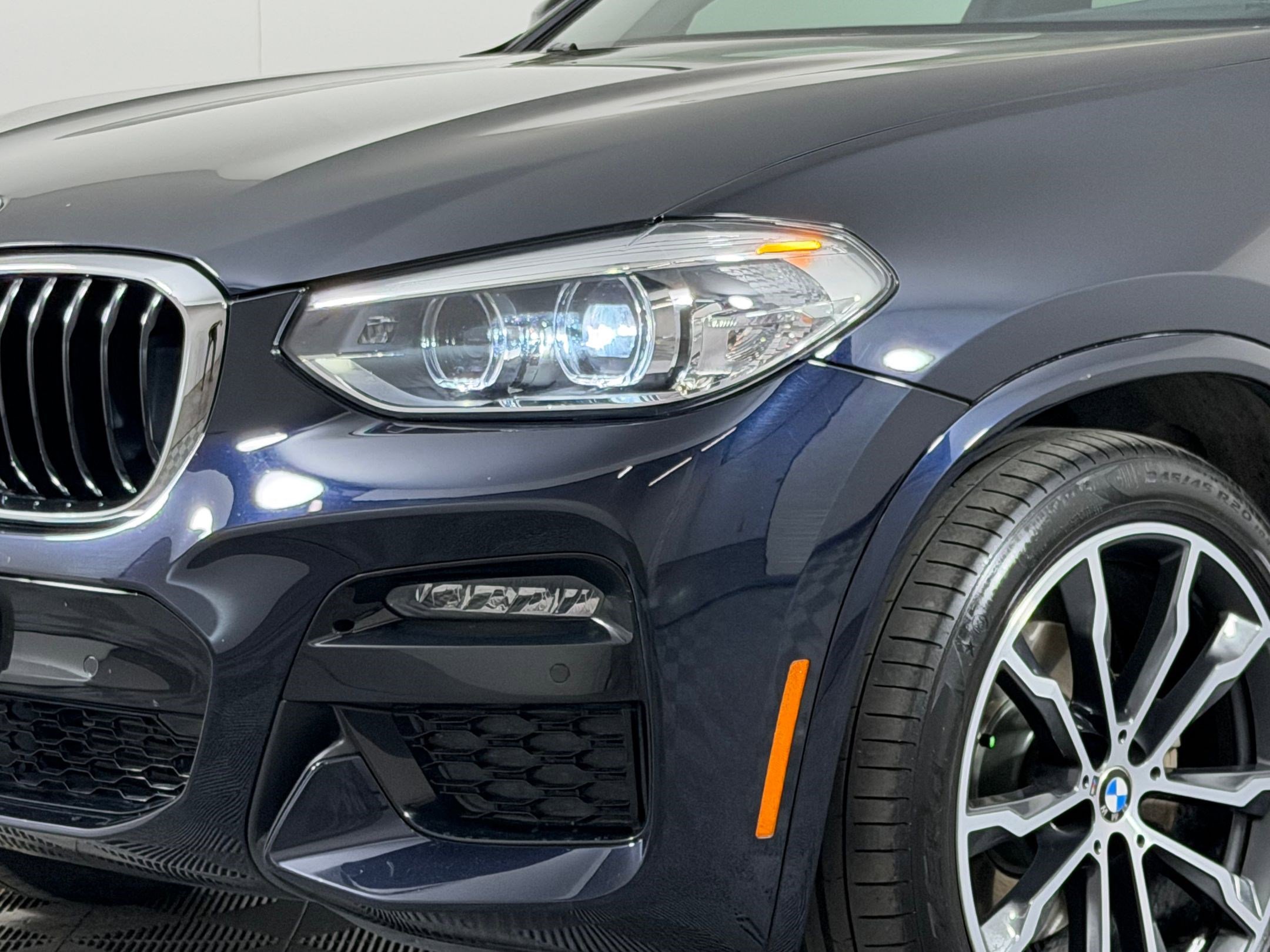 Used 2020 BMW X4 xDrive30i w/ M Sport Package 2 image 10