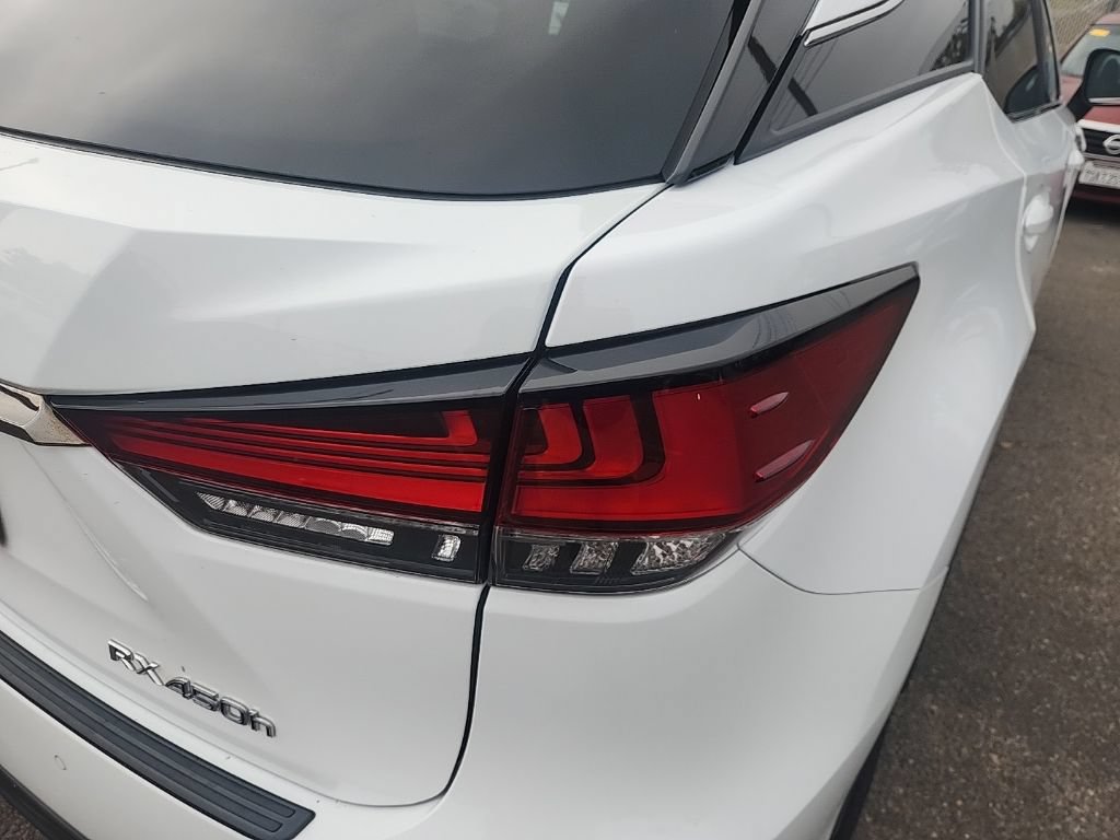 Used 2022 Lexus RX 450h F Sport w/ Accessory Package AWD/4WD image 14