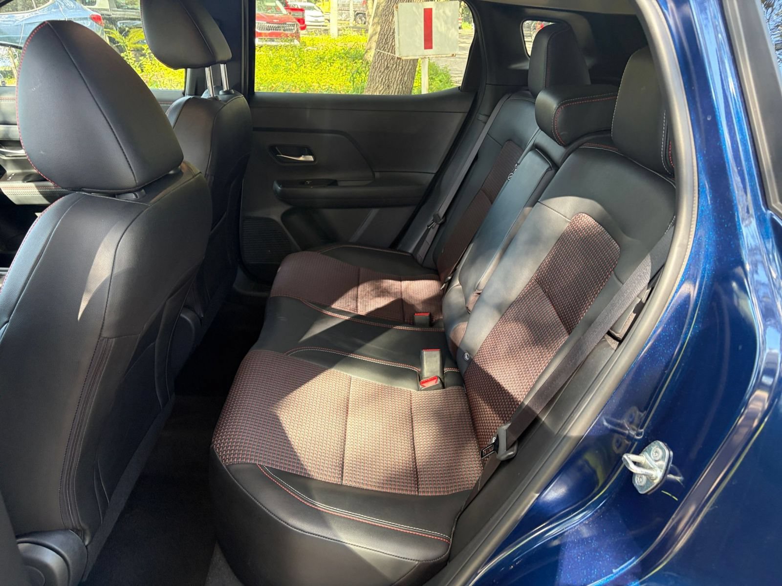 Used 2026 Nissan Kicks SR FWD image 35