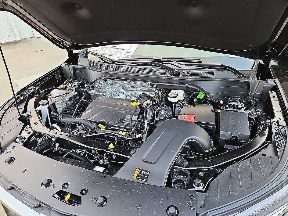 New 2026 Chevrolet Trax LT FWD image 22