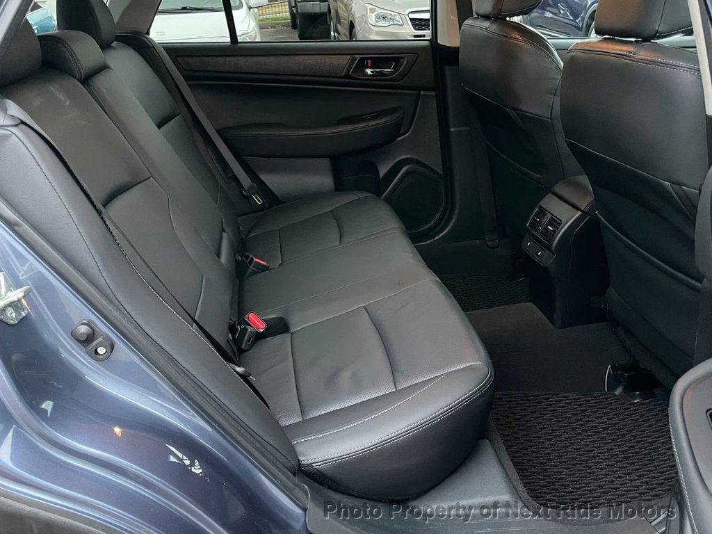 Used 2016 Subaru Outback 3.6R Limited image 12