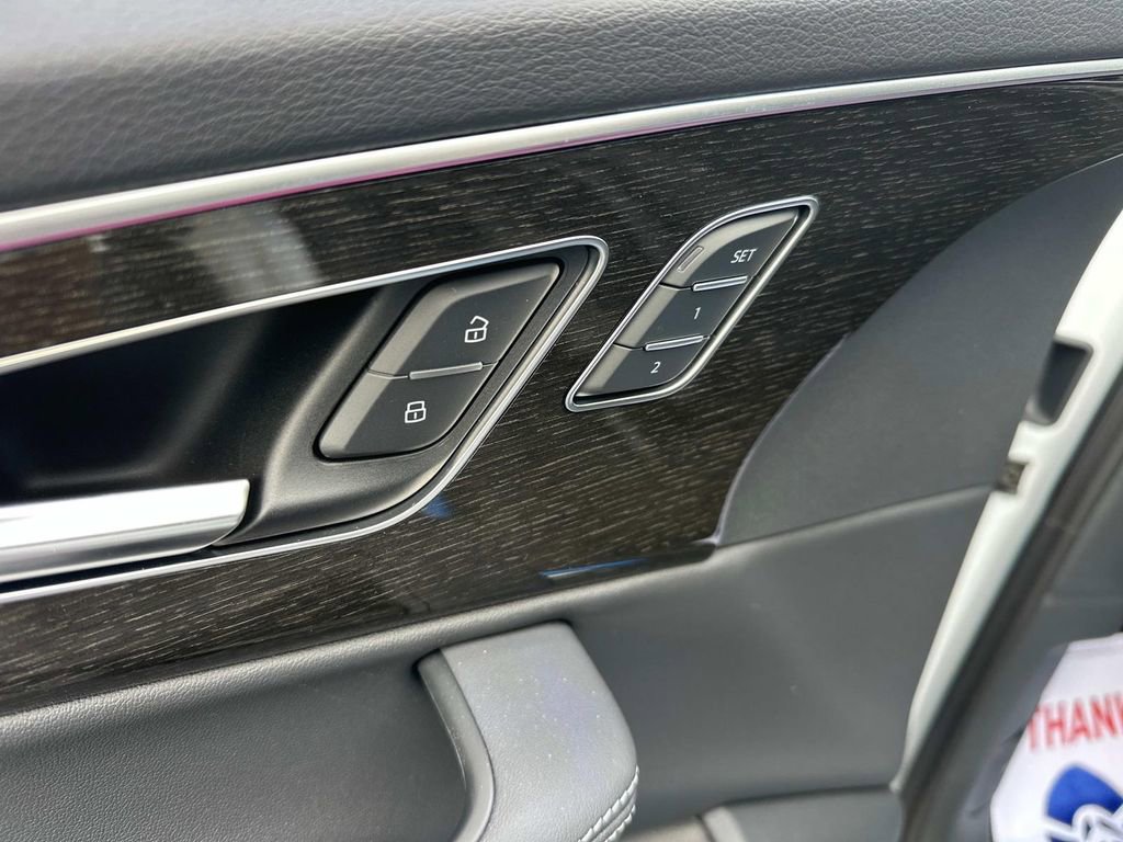 New 2025 Audi Q7 3.0T Premium Plus image 14