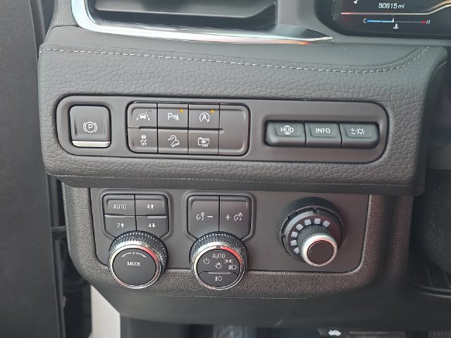 Used 2024 GMC Yukon Denali AWD/4WD image 28