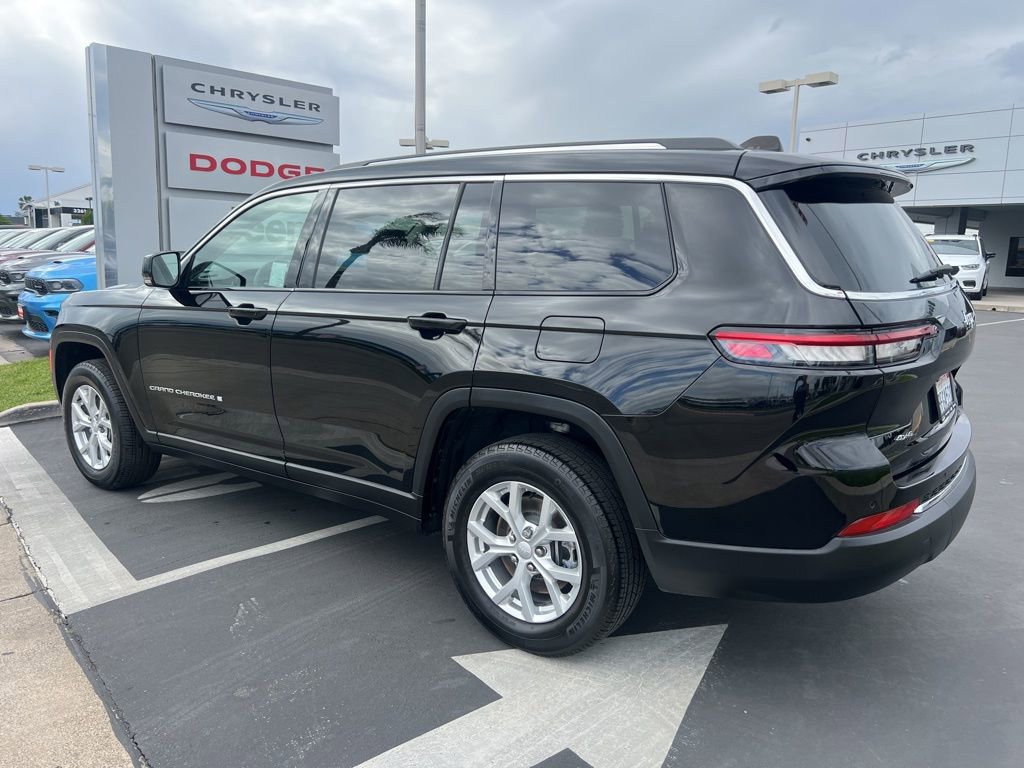 Used 2023 Jeep Grand Cherokee L Limited w/ Trailer Tow Group (B) AWD/4WD image 20