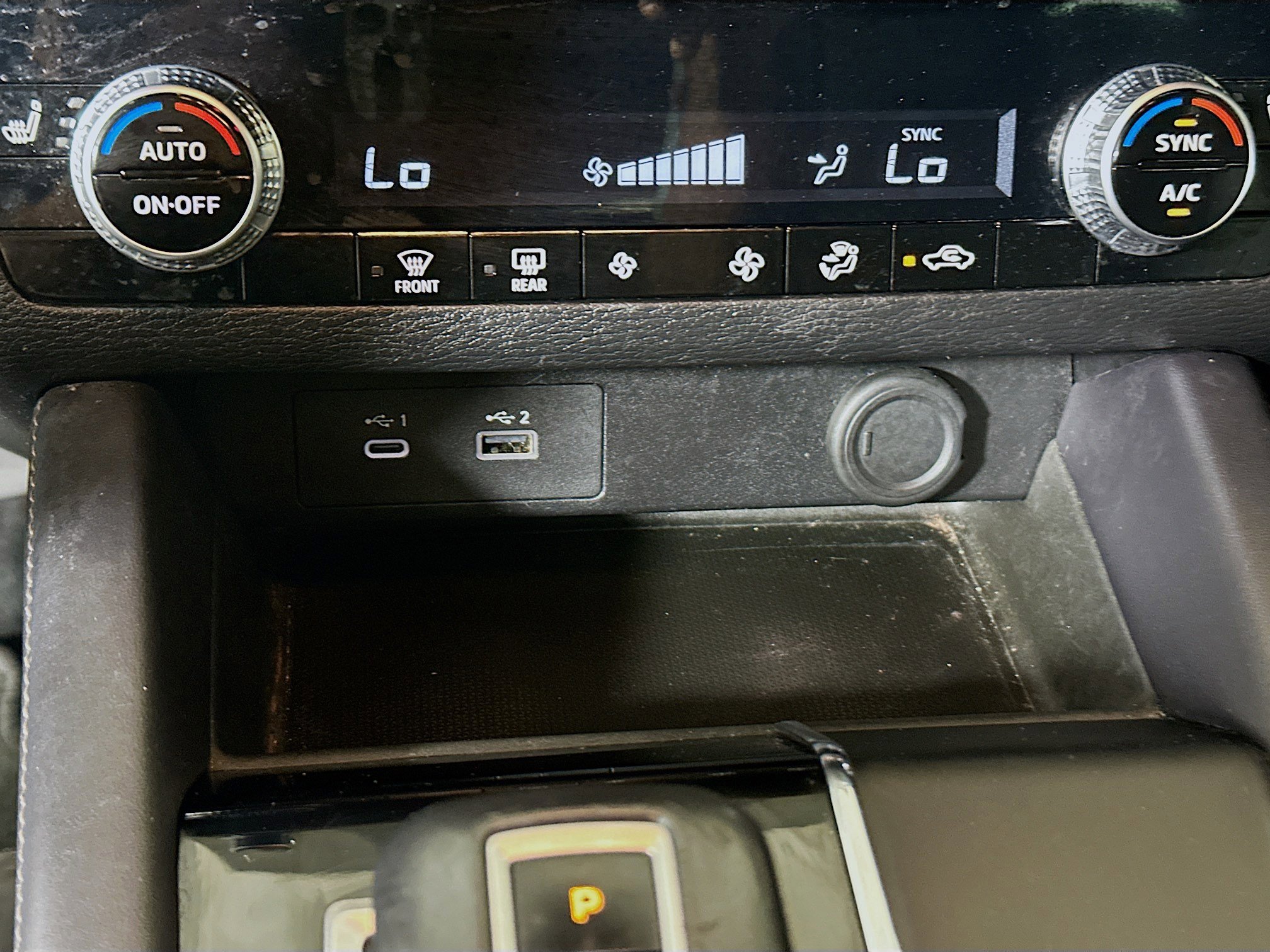 Used 2023 Mitsubishi Outlander SE FWD image 23