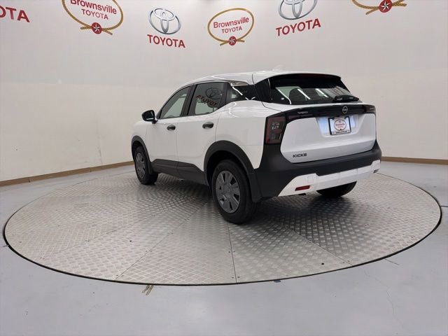 Used 2025 Nissan Kicks S FWD image 2