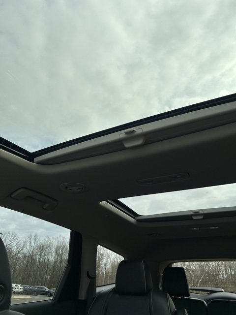 Used 2019 Buick Enclave Avenir w/ Avenir Technology Package image 18