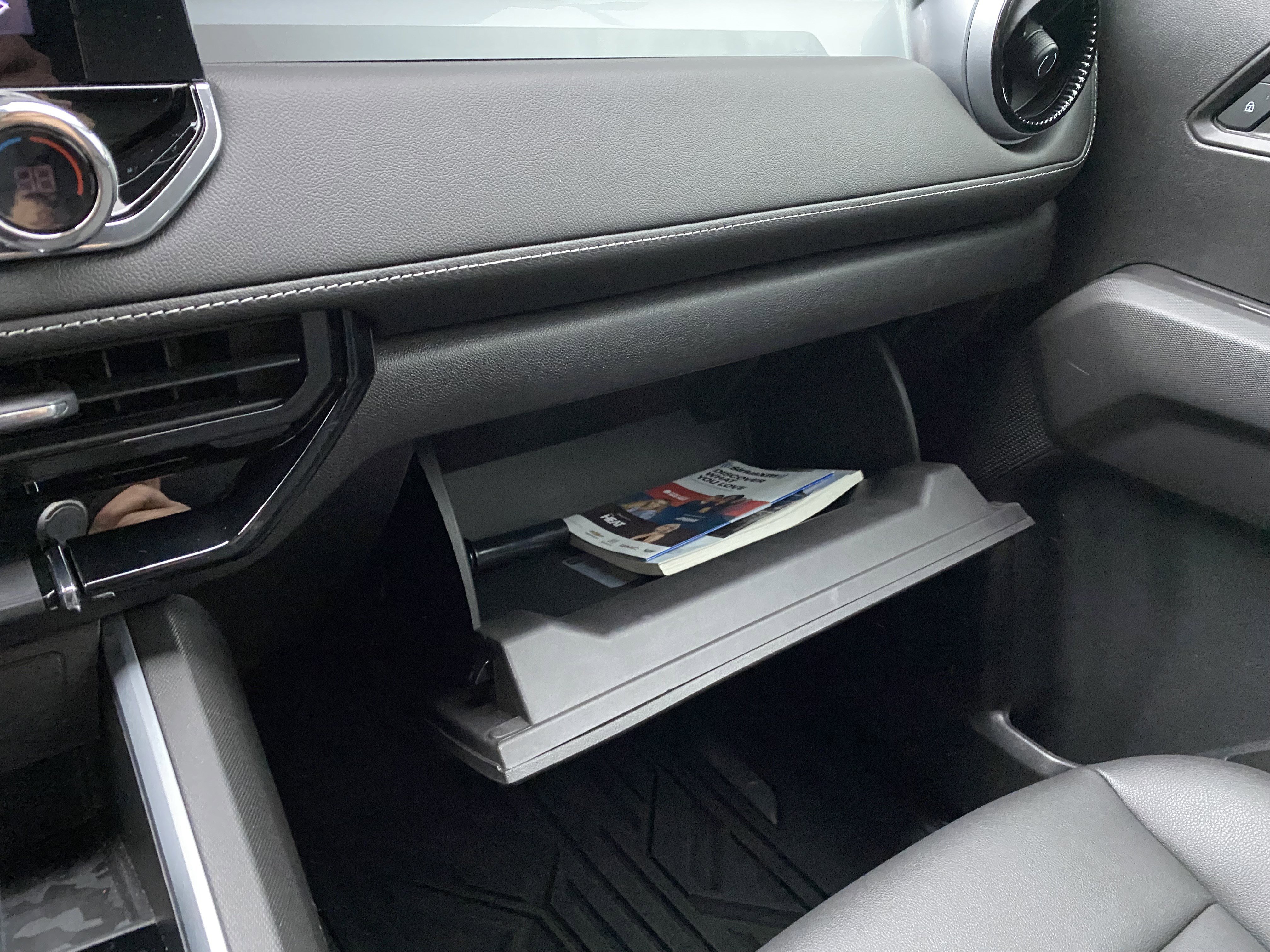 Used 2023 Chevrolet Colorado LT w/ LT Convenience Package III image 29