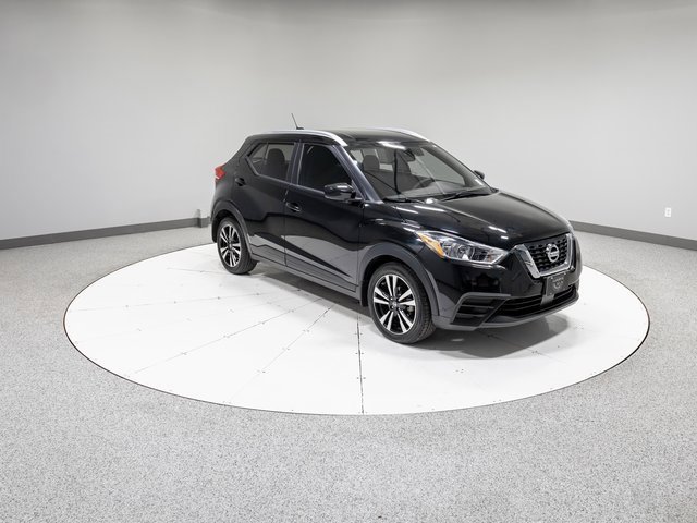 Used 2020 Nissan Kicks SV image 25
