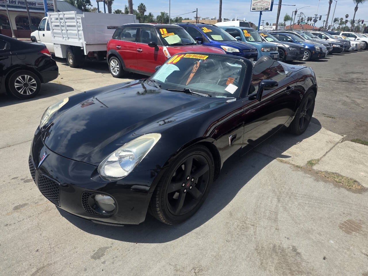 Used 2006 Pontiac Solstice Convertible w/ Premium Package RWD image 9