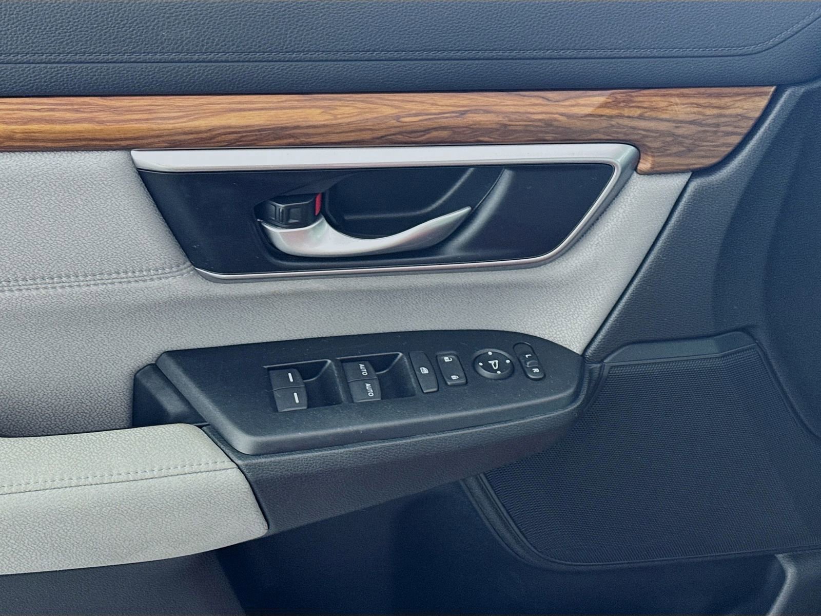 Used 2022 Honda CR-V EX image 15