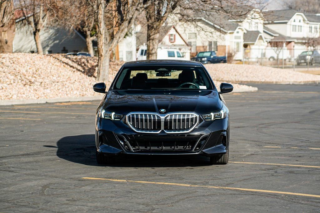 Certified 2025 BMW 530i xDrive w/ M Sport Package AWD/4WD image 2