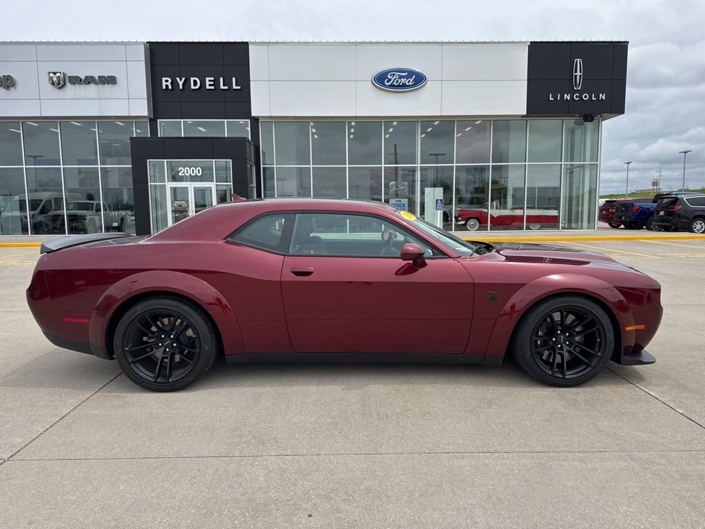 Used 2023 Dodge Challenger SRT Hellcat RWD image 2