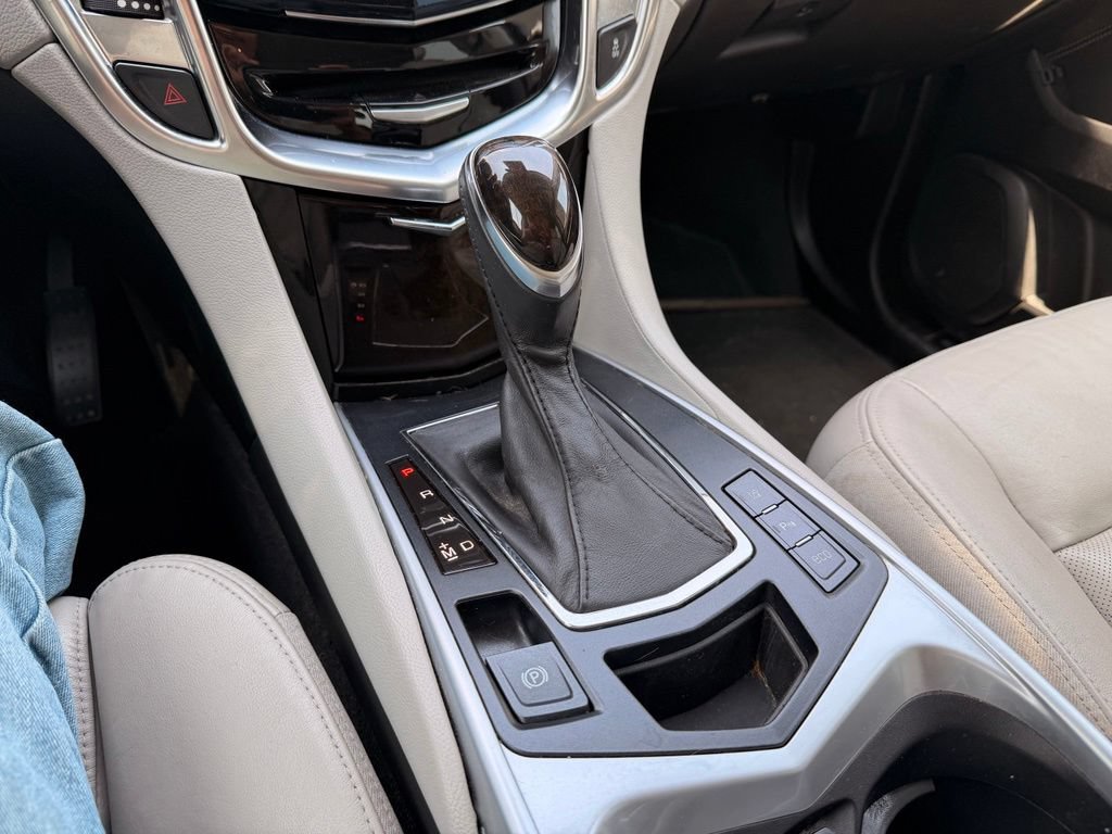 Used 2013 Cadillac SRX Luxury w/ Driver Awareness Package FWD image 22