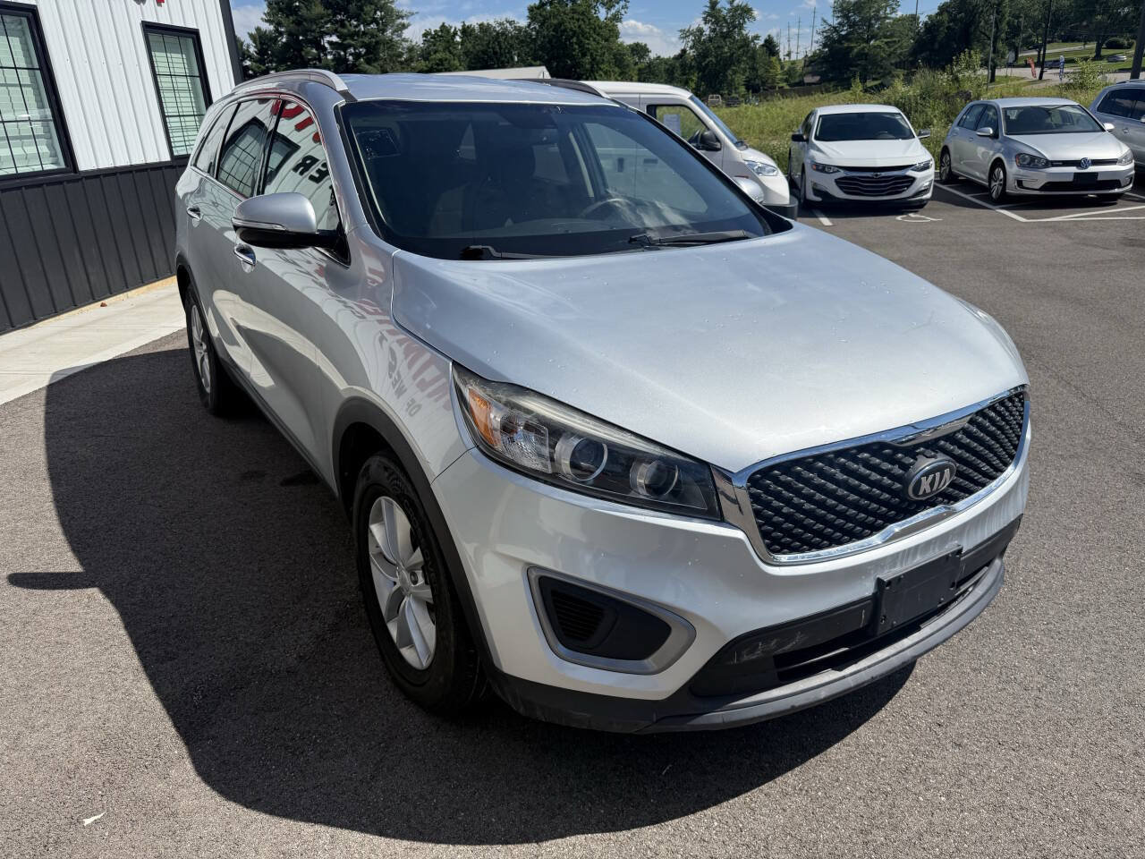 Used 2016 Kia Sorento FWD w/ LX Convenience Package image 4