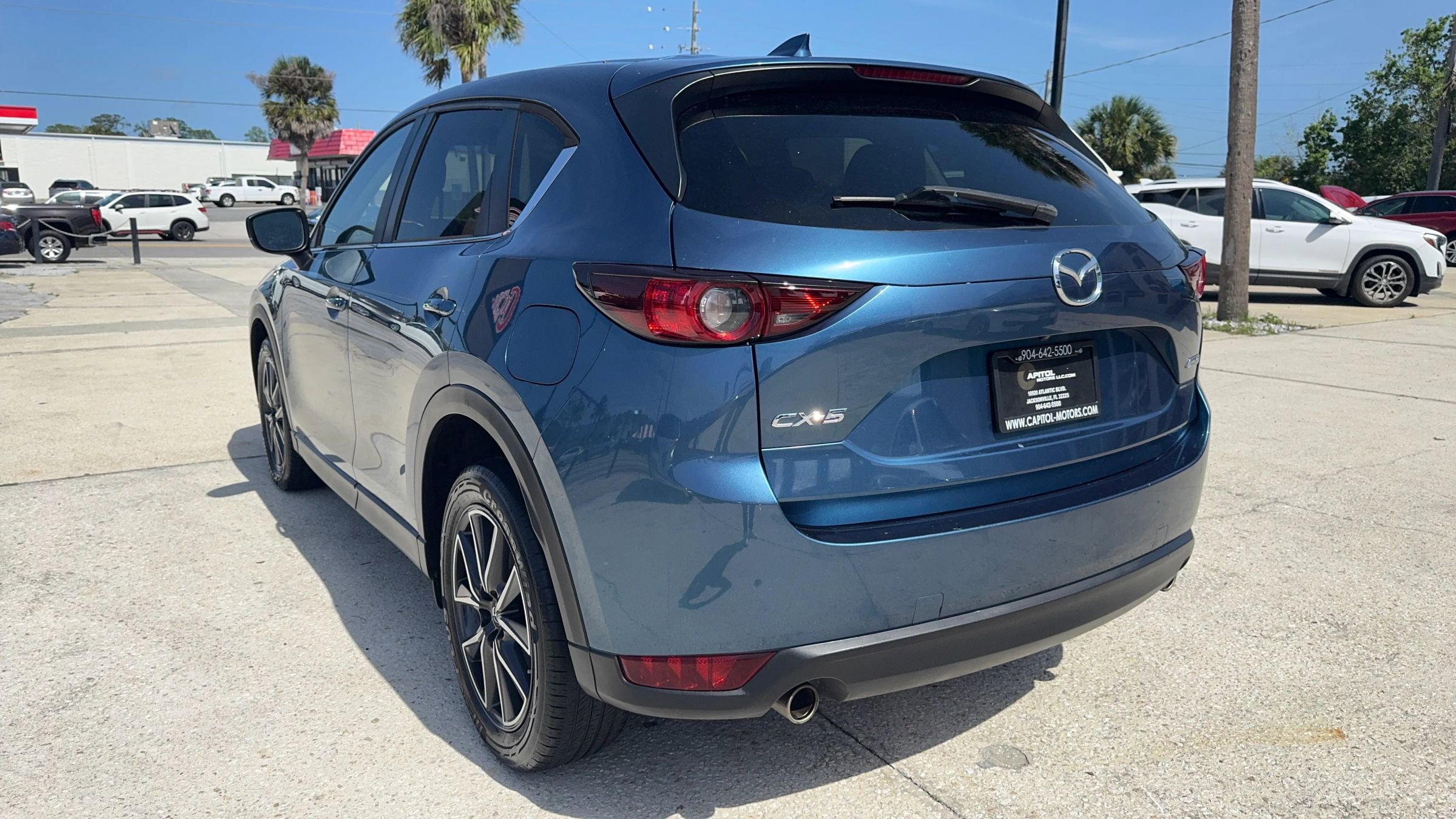 Used 2018 MAZDA CX-5 Touring FWD image 3