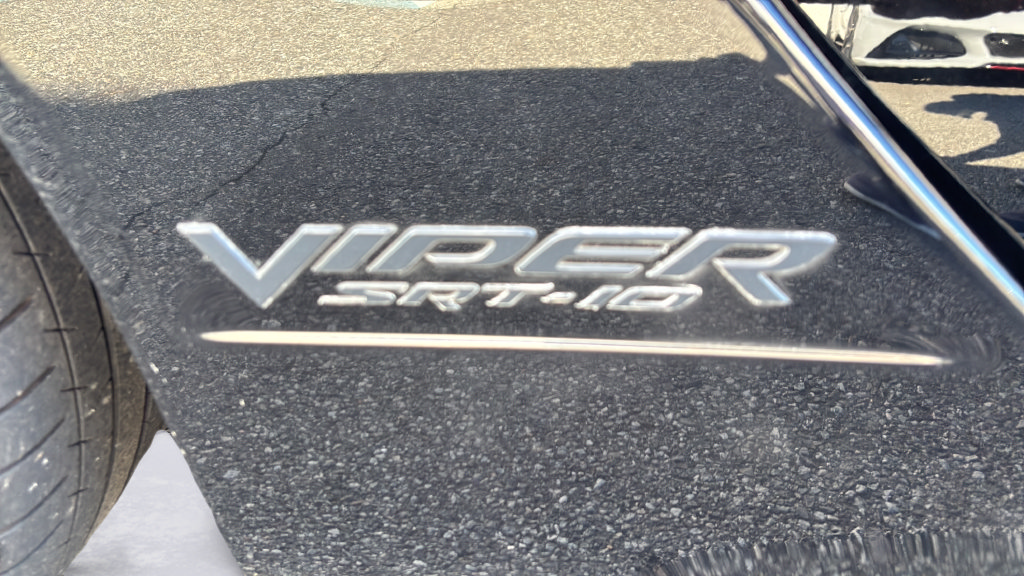 Used 2005 Dodge Viper SRT-10 RWD image 6