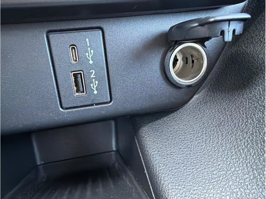 Used 2024 Nissan Leaf S FWD image 25
