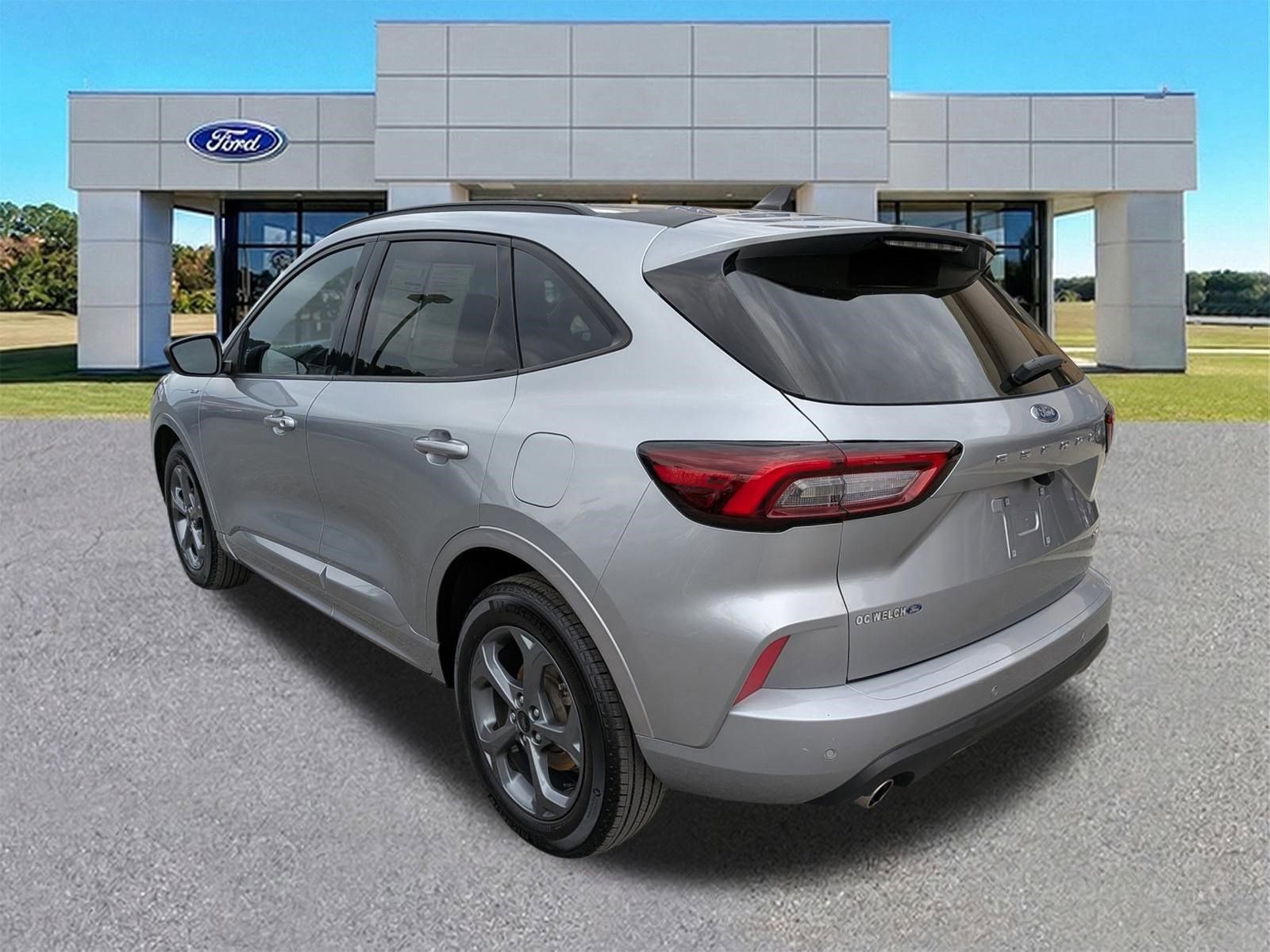 Certified 2023 Ford Escape ST-Line w/ Tech Pack #1 image 6