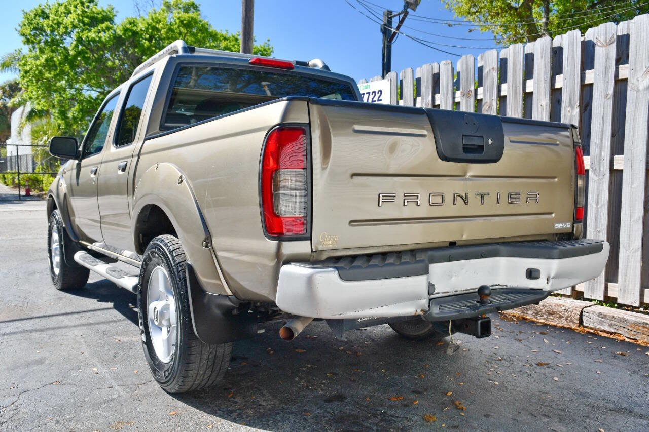 Used 2001 Nissan Frontier SE image 10