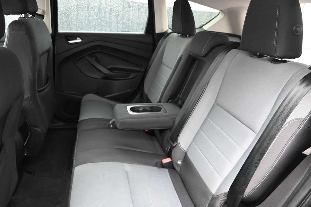 Used 2016 Ford Escape SE FWD image 14