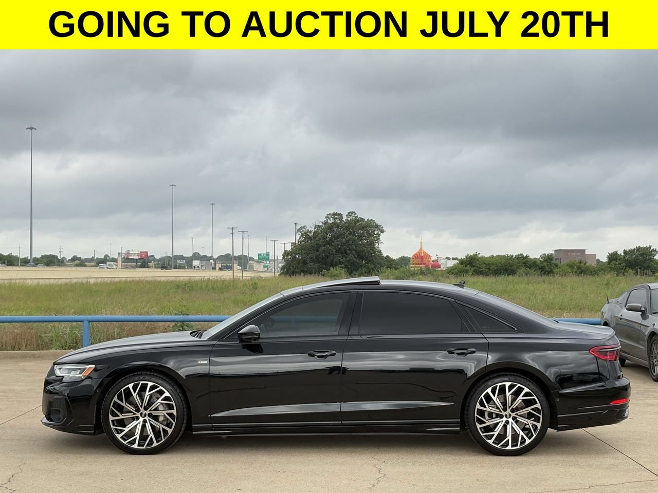 Used 2022 Audi A8 L 3.0T w/ Executive Package AWD/4WD image 3