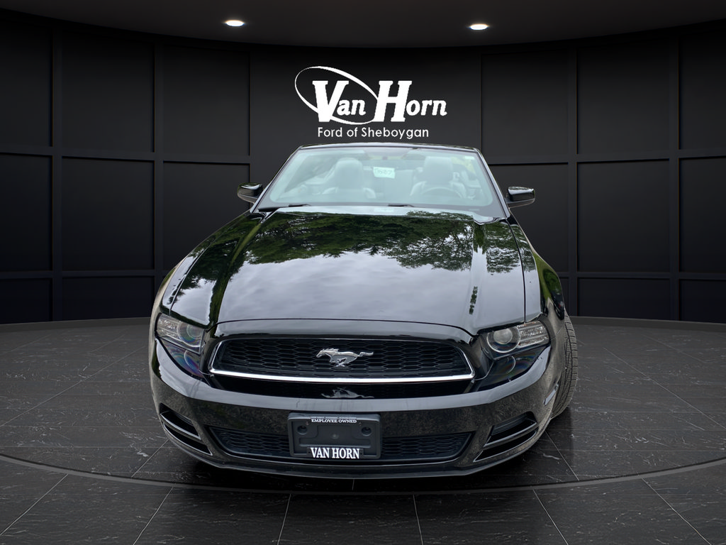Used 2014 Ford Mustang Premium w/ Comfort Package RWD image 4