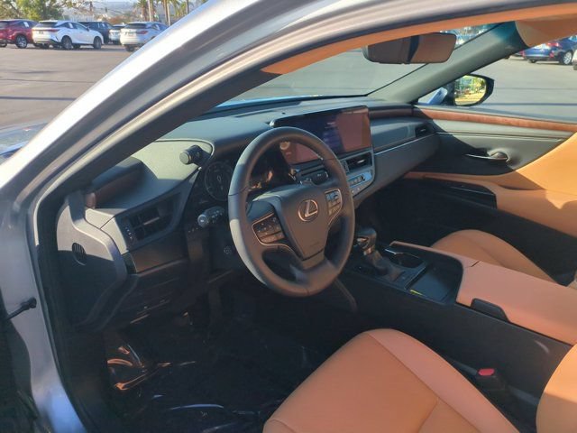 Used 2023 Lexus ES 350 w/ Premium Package FWD image 13