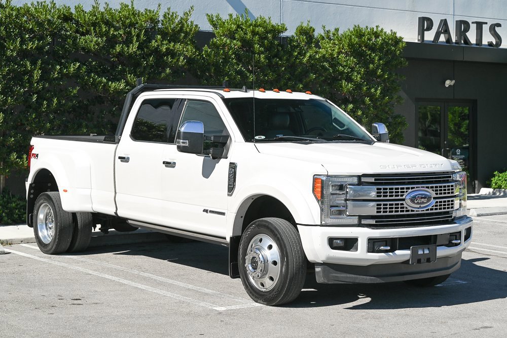 Used 2019 Ford F450 Platinum w/ Platinum Ultimate Package image 3