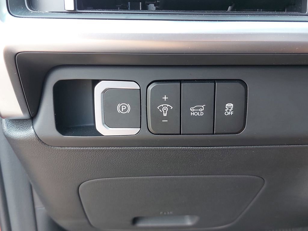 Certified 2025 Hyundai Santa Fe SEL image 26