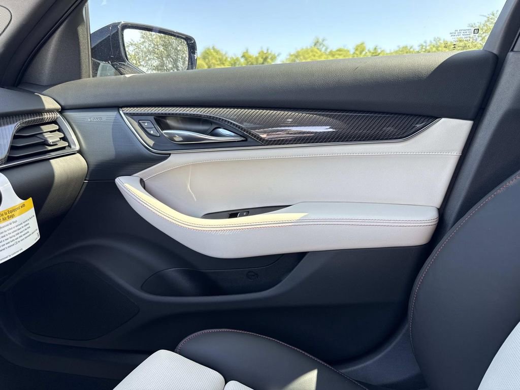 New 2026 Cadillac CT5 V w/ LPO, ONYX Package AWD/4WD image 22