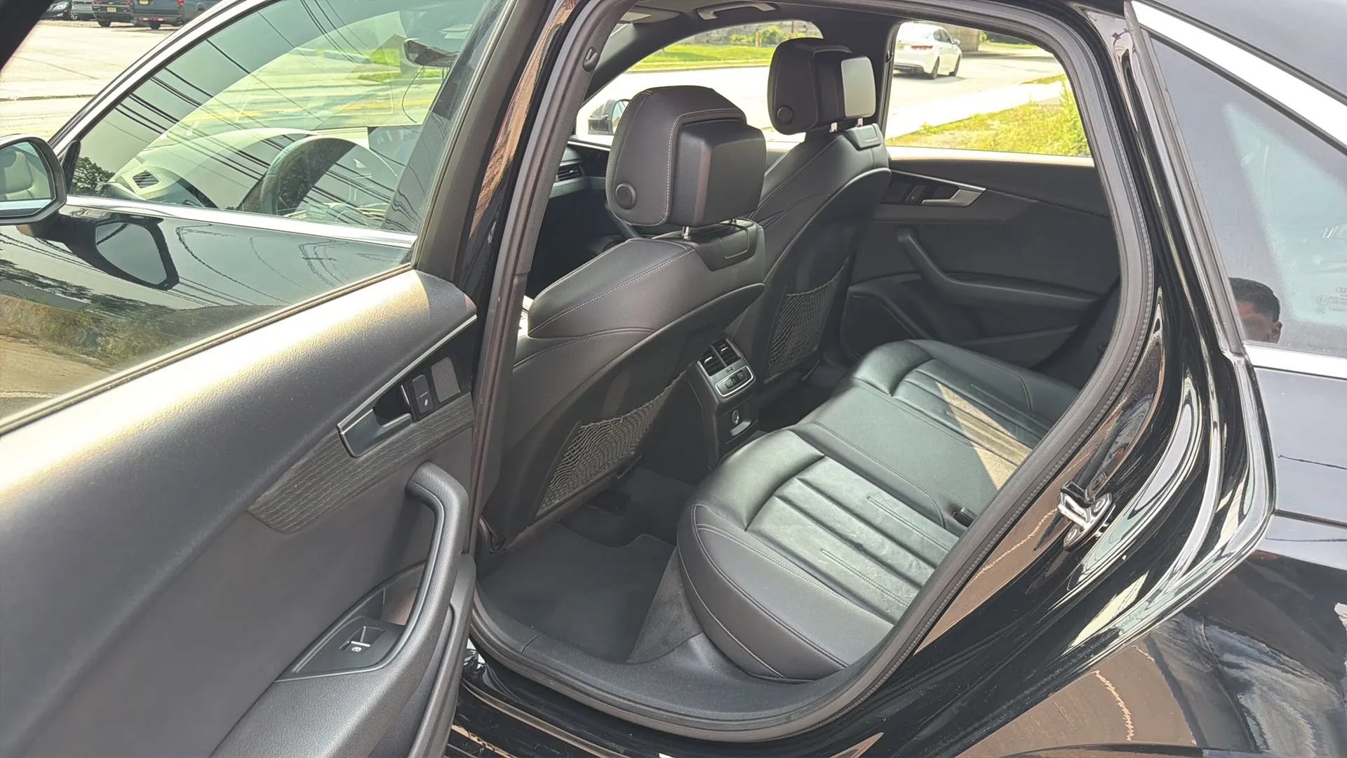 Used 2020 Audi A4 2.0T Premium w/ Convenience Package AWD/4WD image 27