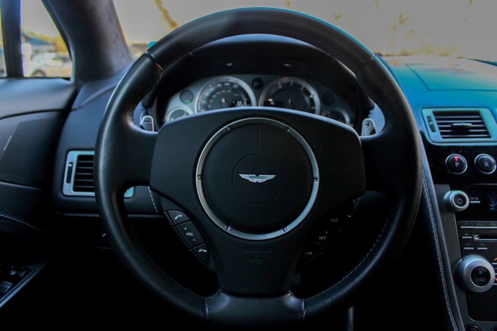 Used 2011 Aston Martin Rapide image 14