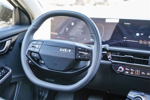 New 2025 Kia EV6 Light w/ Light LR Technology Package RWD image 11