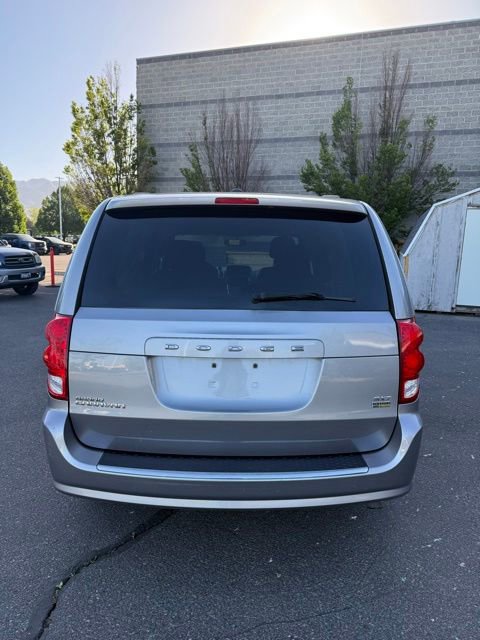 Used 2017 Dodge Grand Caravan SXT FWD image 7